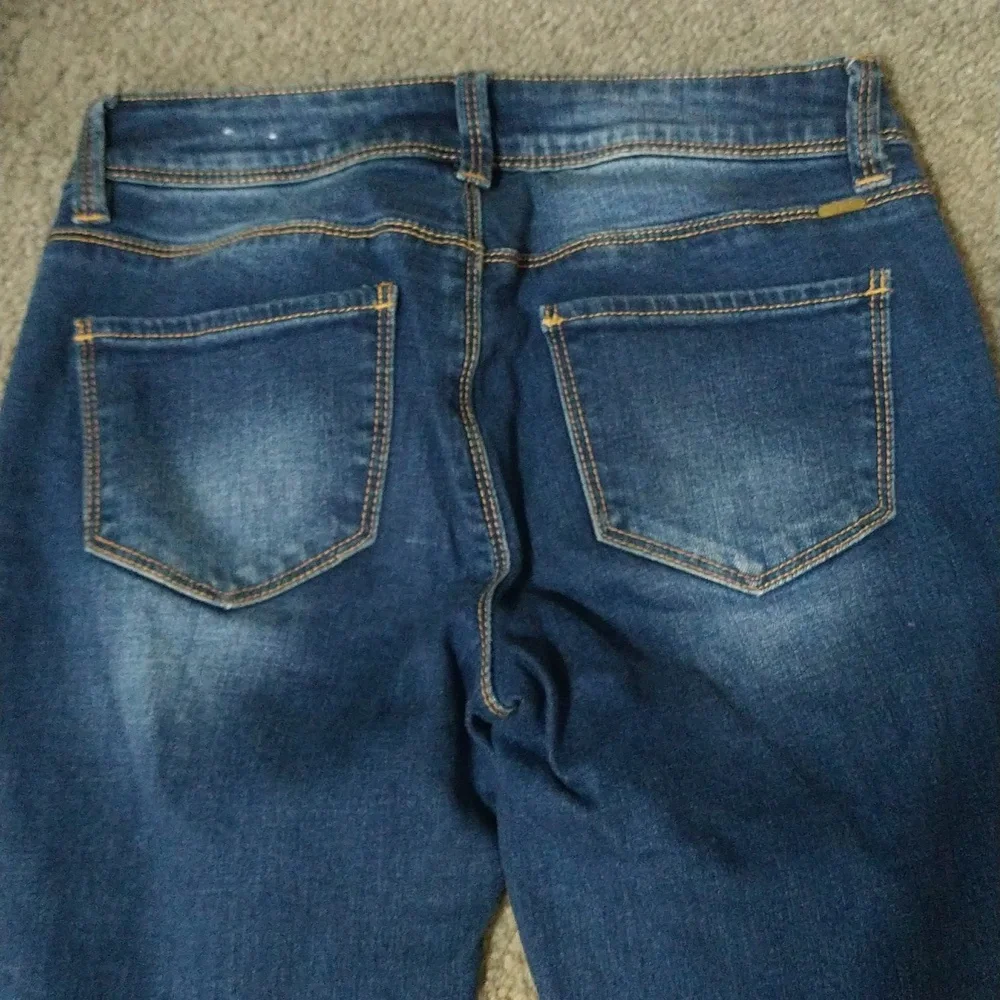 YMI Anklet Jeans - Picture 6 of 15